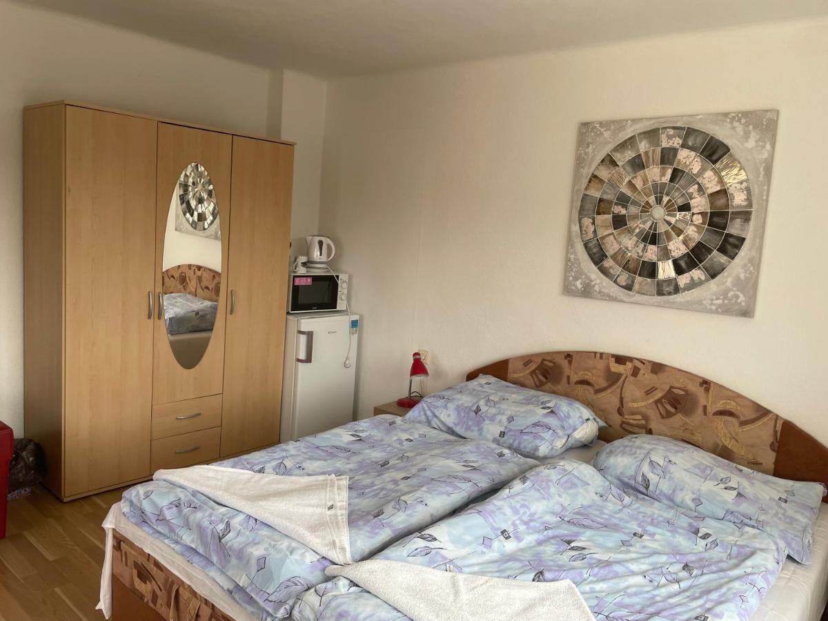 Penzion Fontana Hotel Náměšť nad Oslavou Buitenkant foto