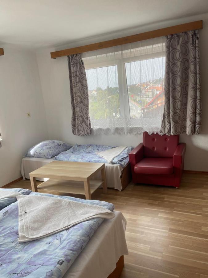 Penzion Fontana Hotel Náměšť nad Oslavou Buitenkant foto